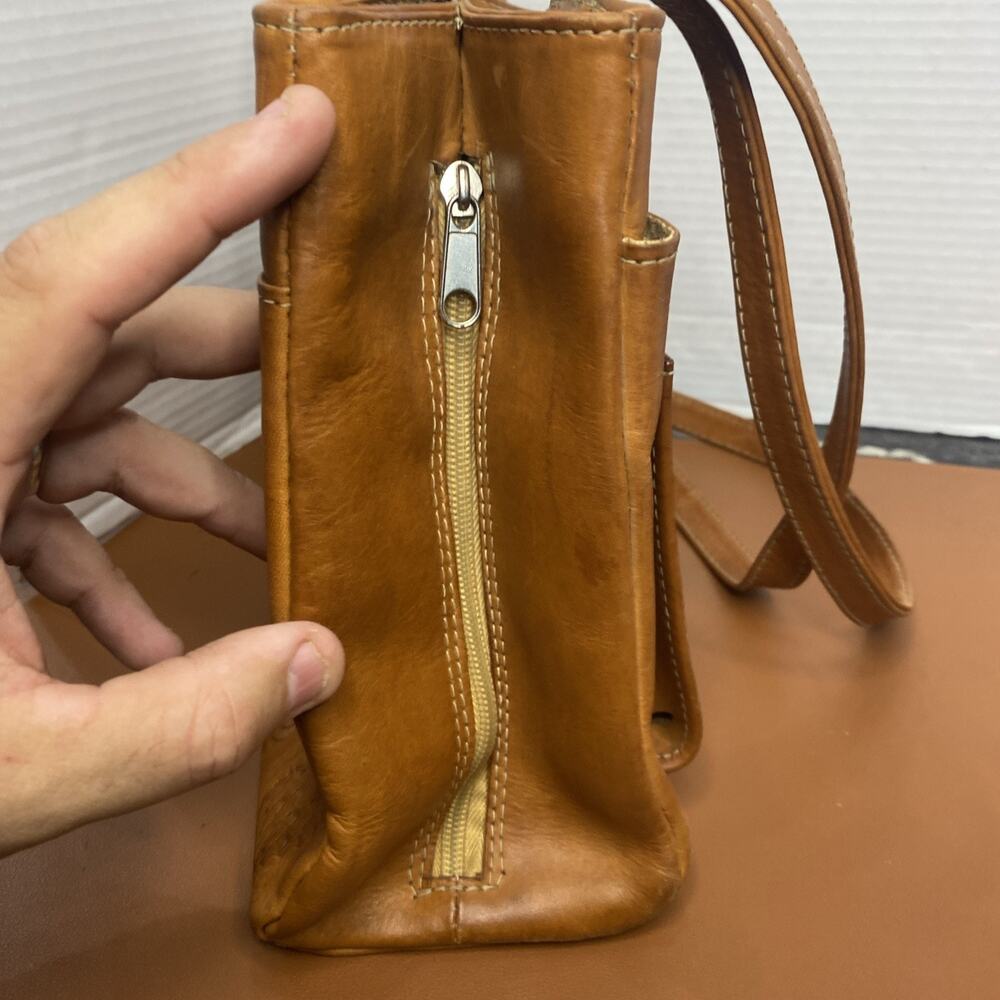 VINTAGE HAND TOOLED EMBOSSED BROWN TAN LEATHER SHOULDER BAG PURSE PARAGUAY - Picture 7 of 13